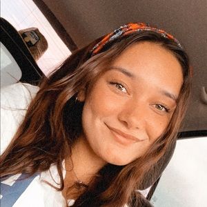 Meet your Posher, Maddy